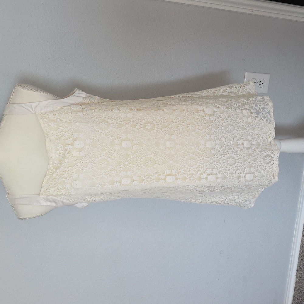 Halo Cream Sleeveless Dress